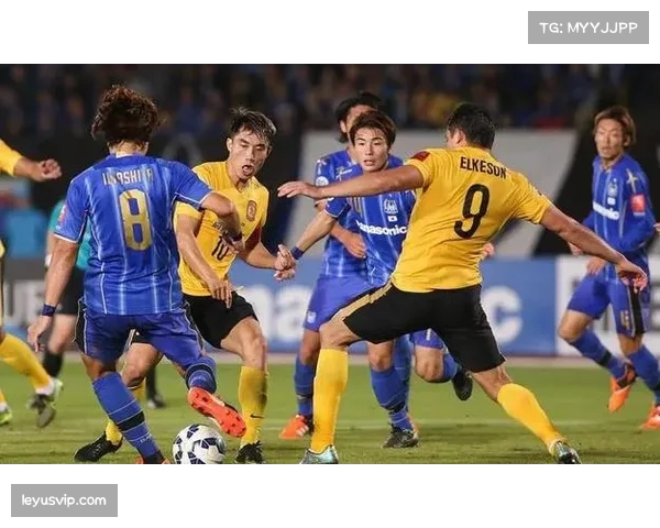 京都中卫停赛，鹿岛连平加剧困境，球队心理负担加重